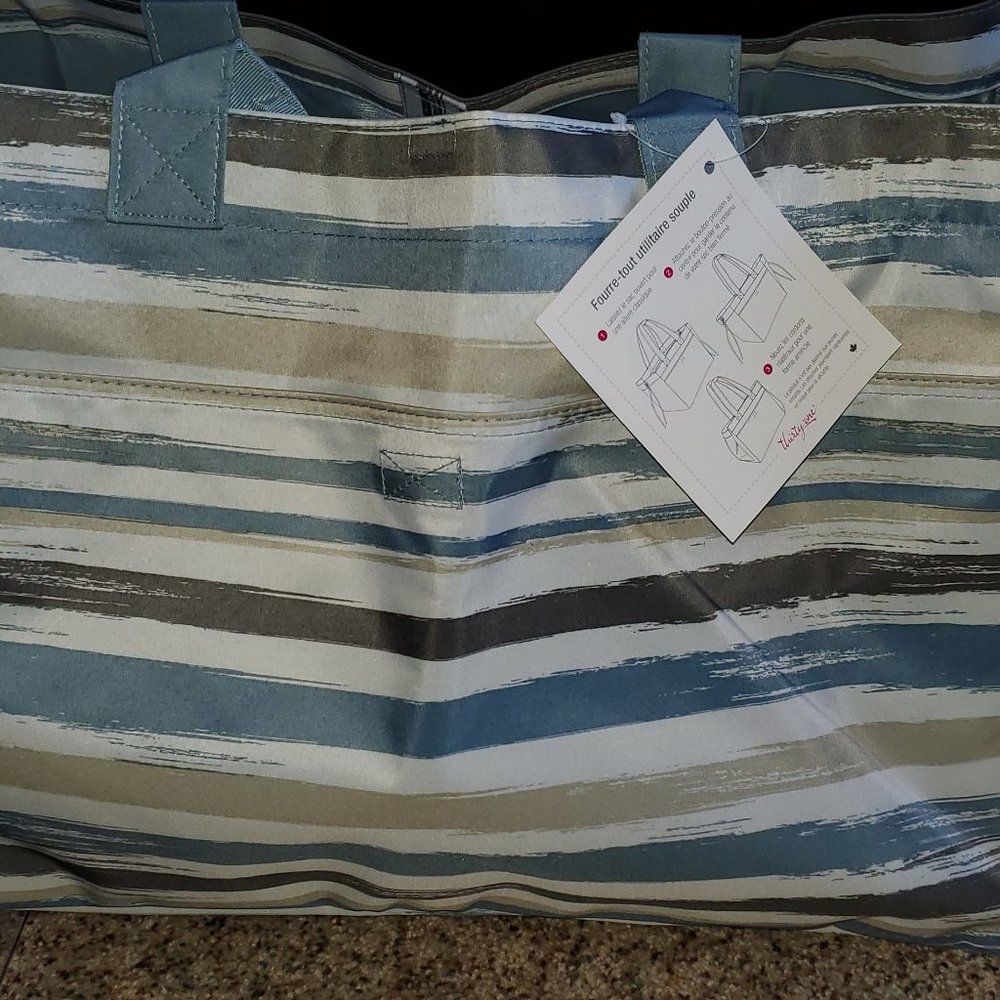 Thirty-One Soft Utility Tote